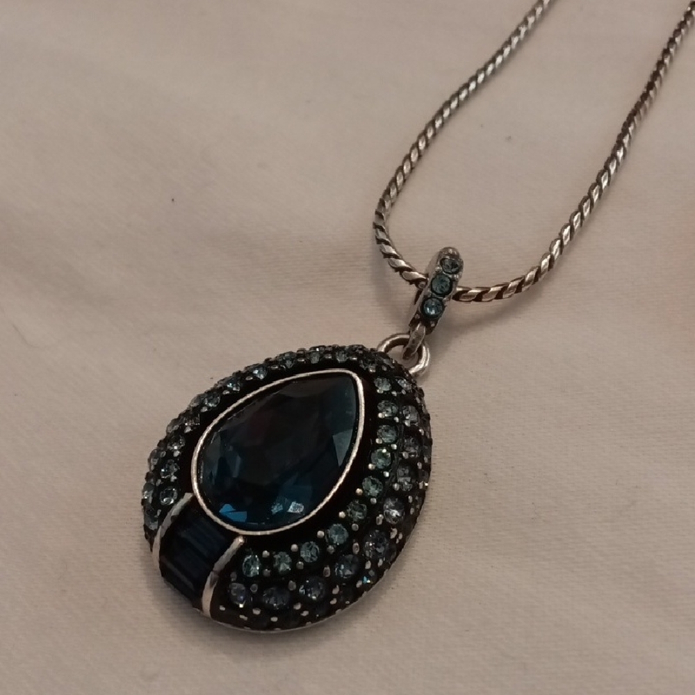 Brighton Elegant Silver Necklace with Swarski Crystals Blue Pendant - Picture 5 of 7